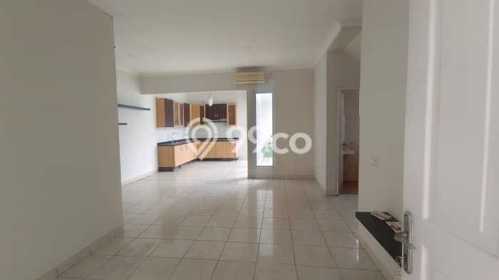 Dijual Rumah Luas Elegan Dengan View Cantik di BSD, Tangerang Dijual Rumah Luas Elegan Dengan View Cantik di BSD, Tangerang