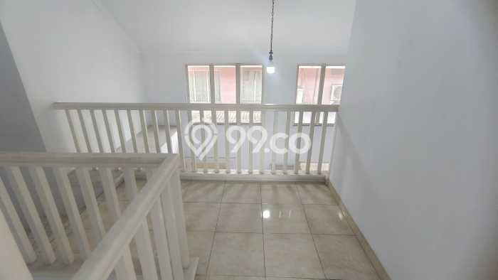 Disewakan! Rumah 2 Kamar Tidur &
2 Kamar Mandi di Lippo Karawaci, Tangerang Disewakan! Rumah 2 Kamar Tidur &
2 Kamar Mandi di Lippo Karawaci, Tangerang