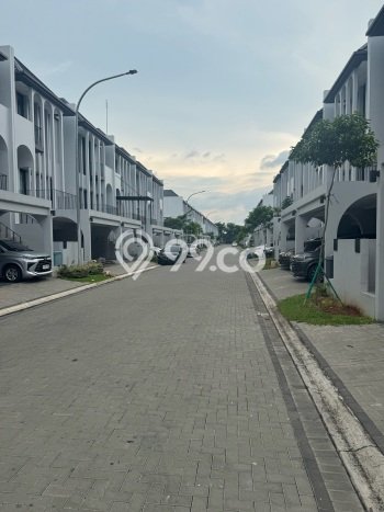 Disewakan segera hunian minimalis lokasi strategis 3 Kamar di Serpong, Tangerang Selatan Disewakan segera hunian minimalis lokasi strategis 3 Kamar di Serpong, Tangerang Selatan