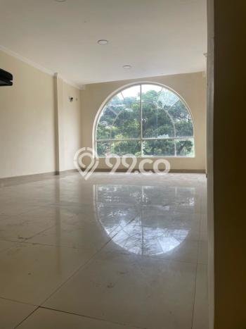 Ruko Komersial Disewakan di Tangerang Tangerang Luas 220m2 Ruko Komersial Disewakan di Tangerang Tangerang Luas 220m2