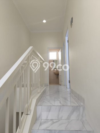 Sewa Rumah Harga Terjangkau di Modernland Tangerang dengan 3 Kamar Tidur Sewa Rumah Harga Terjangkau di Modernland Tangerang dengan 3 Kamar Tidur