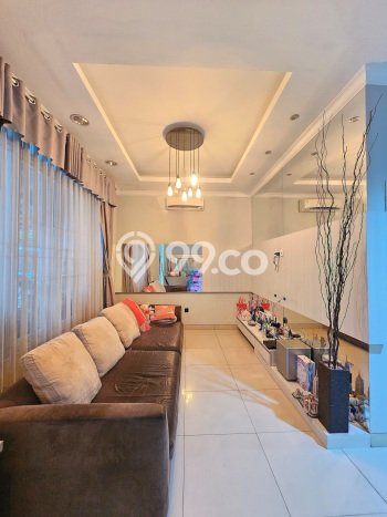 Siap Huni Rumah Mewah 3 Kamar di Cipondoh Dekat ke Mana Saja Siap Huni Rumah Mewah 3 Kamar di Cipondoh Dekat ke Mana Saja