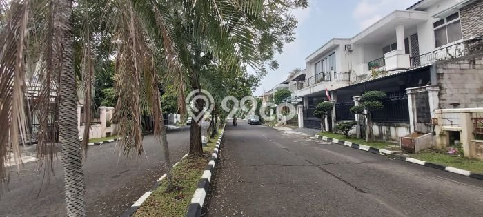 Rumah Elit Modern Tanpa Renovasi di Modernland Tangerang Rumah Elit Modern Tanpa Renovasi di Modernland Tangerang