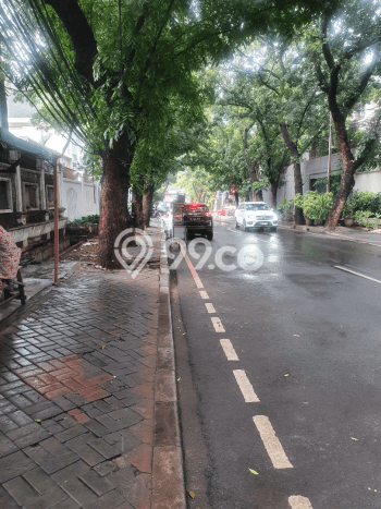 Siap Huni Rumah Mewah 5 Kamar di Kebayoran Baru Dekat ke Mana Saja Siap Huni Rumah Mewah 5 Kamar di Kebayoran Baru Dekat ke Mana Saja