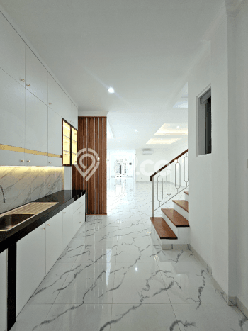 Rumah Elit Modern Siap Huni di Pondok Indah Jakarta Selatan Rumah Elit Modern Siap Huni di Pondok Indah Jakarta Selatan