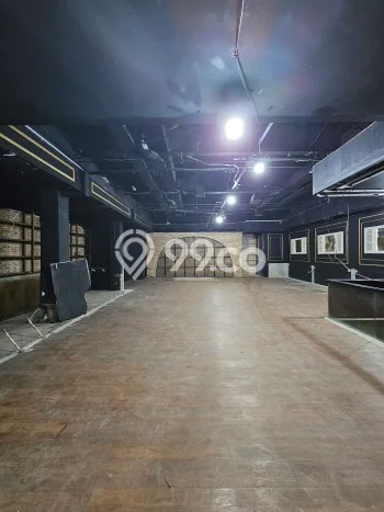Unit Komersial Dijual di Jakarta Selatan LT 635m2 & LB 1800m2 Unit Komersial Dijual di Jakarta Selatan LT 635m2 & LB 1800m2