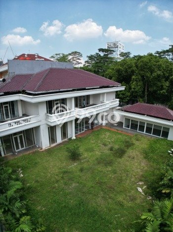 Ready to Use! Premium House LT 1225m2 Desain Elegan di Pondok Indah Ready to Use! Premium House LT 1225m2 Desain Elegan di Pondok Indah