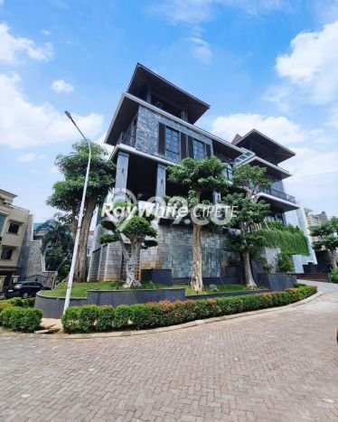 Dijual Rumah Mewah Elegan Dengan View Cantik di Pantai Mutiara, Jakarta Utara Dijual Rumah Mewah Elegan Dengan View Cantik di Pantai Mutiara, Jakarta Utara