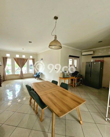 Ready to Use! Premium House LT 230m2 Desain Elegan di Cipete Ready to Use! Premium House LT 230m2 Desain Elegan di Cipete