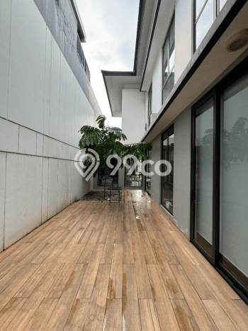 Rumah Luxury Modern Tanpa Renovasi di BSD Tangerang Rumah Luxury Modern Tanpa Renovasi di BSD Tangerang