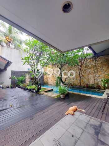 Hunian Eksklusif Dijual LT 726m2 di Kebayoran Baru, Jakarta Selatan Hunian Eksklusif Dijual LT 726m2 di Kebayoran Baru, Jakarta Selatan