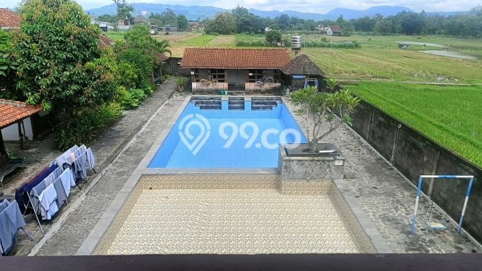 KESEMPATAN EMAS! Vila Kawasan Kalasan, Area 2500m2m², Lingkungan Eksklusif dengan privasi terjamin KESEMPATAN EMAS! Vila Kawasan Kalasan, Area 2500m2m², Lingkungan Eksklusif dengan privasi terjamin