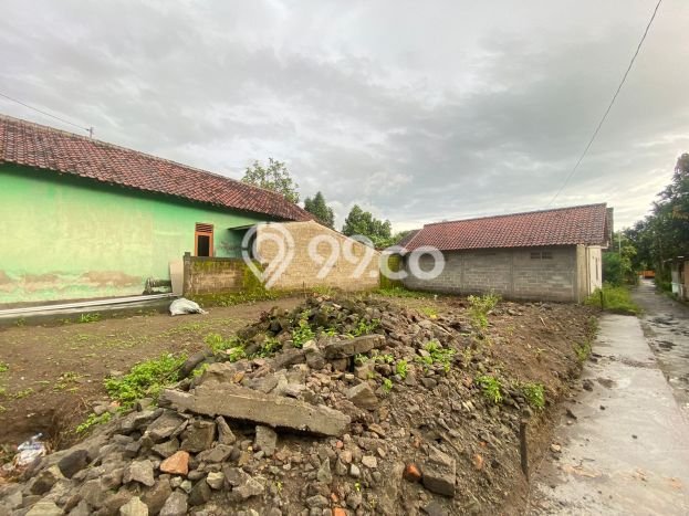 Rumah Sederhana Dijual Lokasi Prambanan 2 Kamar dengan LT 73m2 Rumah Sederhana Dijual Lokasi Prambanan 2 Kamar dengan LT 73m2