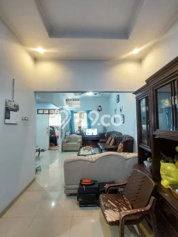 Hunian Cantik Modern Lb 175m2 di Cipondoh, Tangerang Hunian Cantik Modern Lb 175m2 di Cipondoh, Tangerang