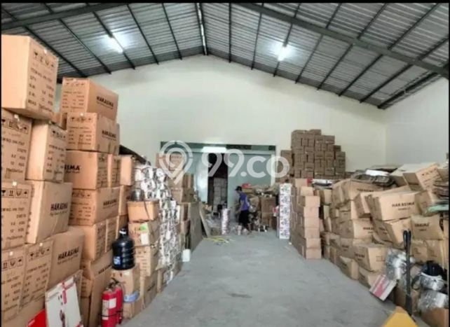 Gudang Premium Kawasan Pinang, Luas 1100m2m², Jalan Utama, Tingkat Keramaian Tinggi Gudang Premium Kawasan Pinang, Luas 1100m2m², Jalan Utama, Tingkat Keramaian Tinggi