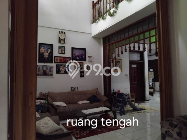 Ready to Use! Luxury House LT 313m2 Desain Elegan di Turangga Ready to Use! Luxury House LT 313m2 Desain Elegan di Turangga