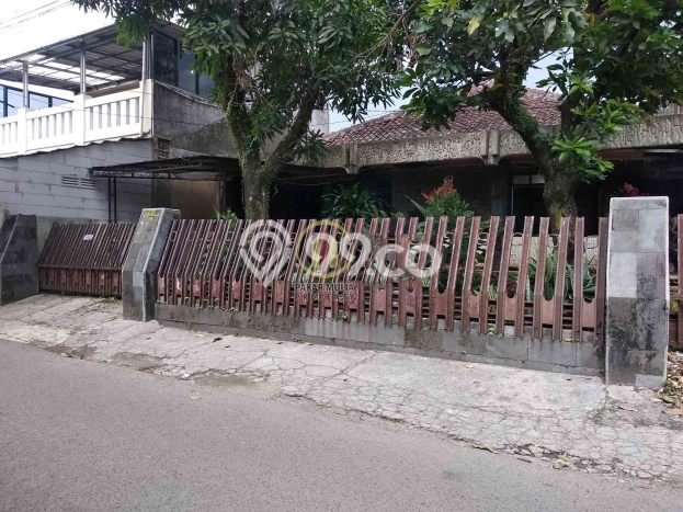 Rumah Minimalis 5 Kamar LT 382m2 di Gatot Subroto Rumah Minimalis 5 Kamar LT 382m2 di Gatot Subroto