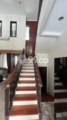 Hunian Cantik Modern Lb 205m2 di Batununggal, Bandung Hunian Cantik Modern Lb 205m2 di Batununggal, Bandung