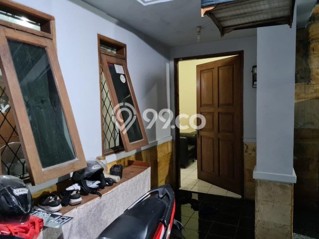 Jual Rumah Strategis Bagus Punya 4 KT di Antapani Bandung SHM Jual Rumah Strategis Bagus Punya 4 KT di Antapani Bandung SHM