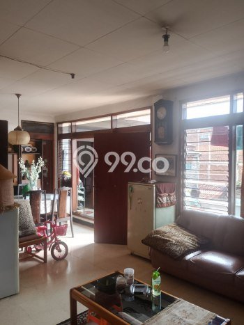 Rumah Elit Modern Tanpa Renovasi di Cihampelas Bandung Rumah Elit Modern Tanpa Renovasi di Cihampelas Bandung