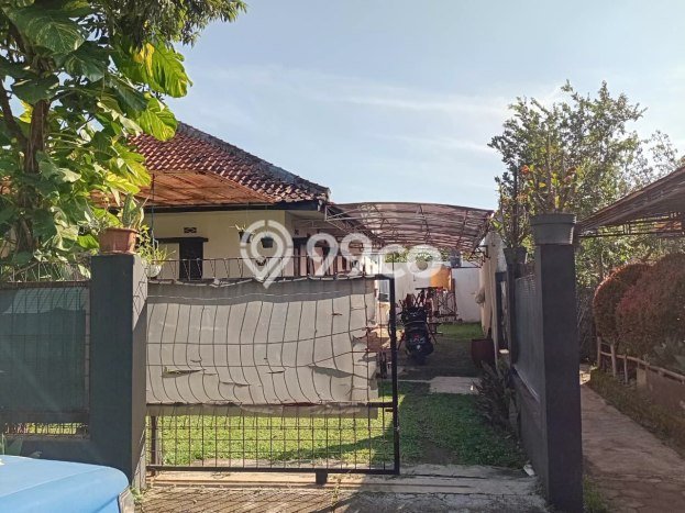 Rumah Modern 3 Kamar LT 300m2 di Cisaranten Rumah Modern 3 Kamar LT 300m2 di Cisaranten