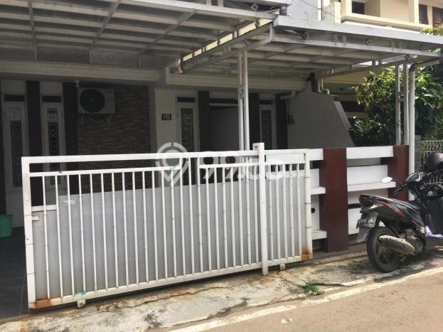 Jual Rumah Strategis Bagus Punya 4 KT di Antapani Bandung SHM Jual Rumah Strategis Bagus Punya 4 KT di Antapani Bandung SHM