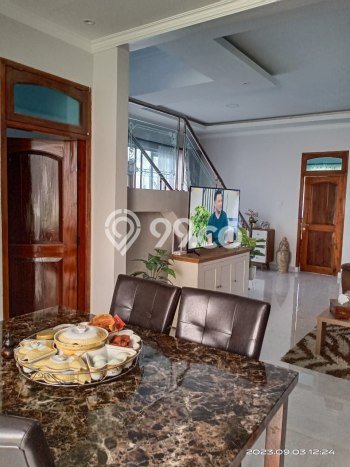 Rumah Eksklusif Siap Huni LT 220m2 di Arcamanik, Bandung Rumah Eksklusif Siap Huni LT 220m2 di Arcamanik, Bandung