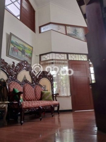 Rumah Luxury Modern Siap Huni di Cikutra Bandung Rumah Luxury Modern Siap Huni di Cikutra Bandung