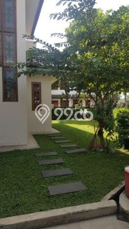 Ready to Use! Luxury House LT 410m2 Desain Modern di Buah Batu Ready to Use! Luxury House LT 410m2 Desain Modern di Buah Batu