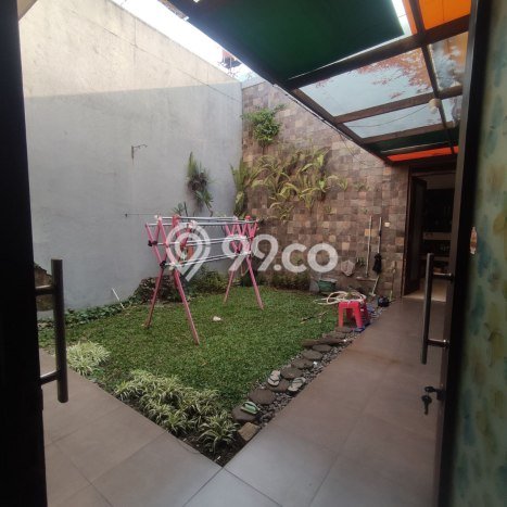 Hunian Mewah Siap Huni LT 180m2 di Batununggal, Bandung Hunian Mewah Siap Huni LT 180m2 di Batununggal, Bandung