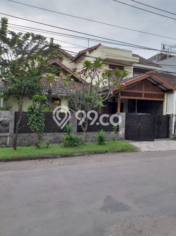 Rumah Strategis Modern Lb 205m2 di Antapani, Bandung Rumah Strategis Modern Lb 205m2 di Antapani, Bandung