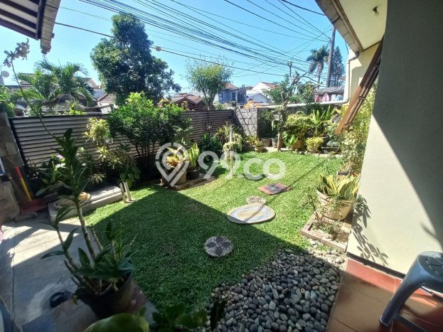 Rumah Strategis Modern Lb 205m2 di Antapani, Bandung Rumah Strategis Modern Lb 205m2 di Antapani, Bandung