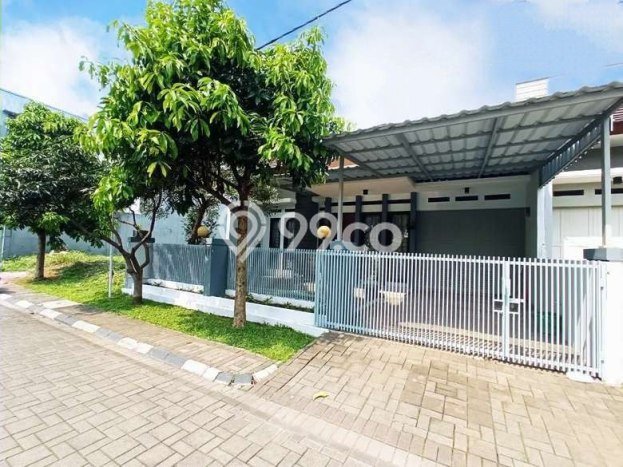 Rumah Minimalis area Batununggal, Bandung, Luas 200m² Bangunan 156m² Rumah Minimalis area Batununggal, Bandung, Luas 200m² Bangunan 156m²