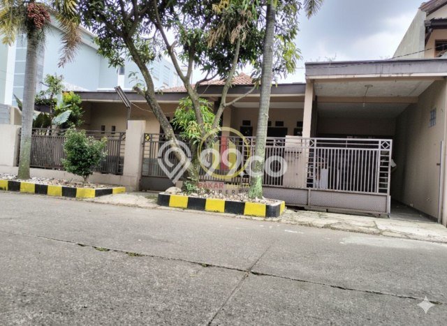 For Sale Rumah 3 Kamar Lokasi Ideal Nyaman dan Strategis di Margahayu For Sale Rumah 3 Kamar Lokasi Ideal Nyaman dan Strategis di Margahayu