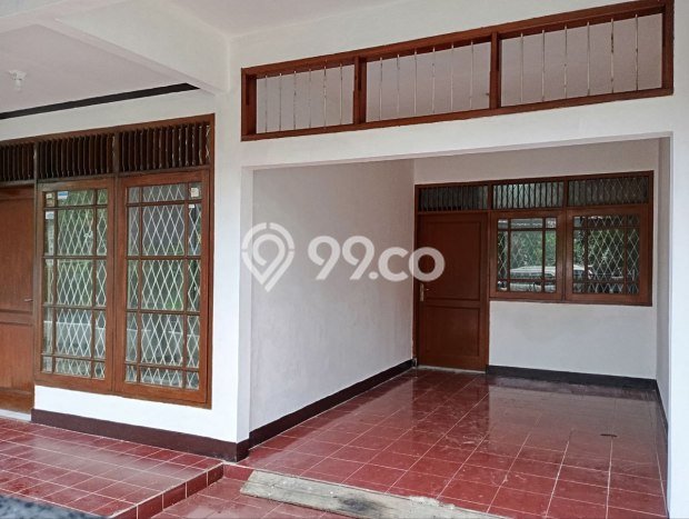Rumah Strategis Modern Lb 100m2 di Antapani, Bandung Rumah Strategis Modern Lb 100m2 di Antapani, Bandung