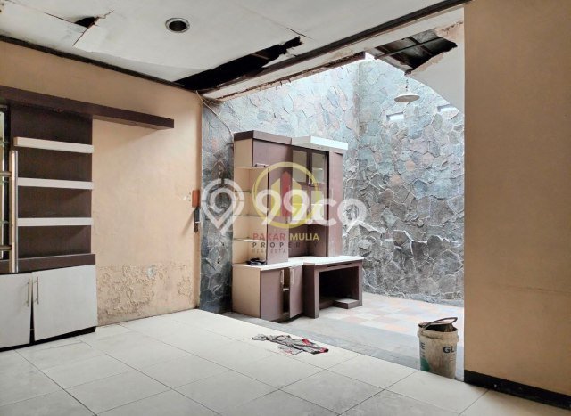 For Sale Rumah 3 Kamar Lokasi Ideal Nyaman dan Strategis di Margahayu For Sale Rumah 3 Kamar Lokasi Ideal Nyaman dan Strategis di Margahayu