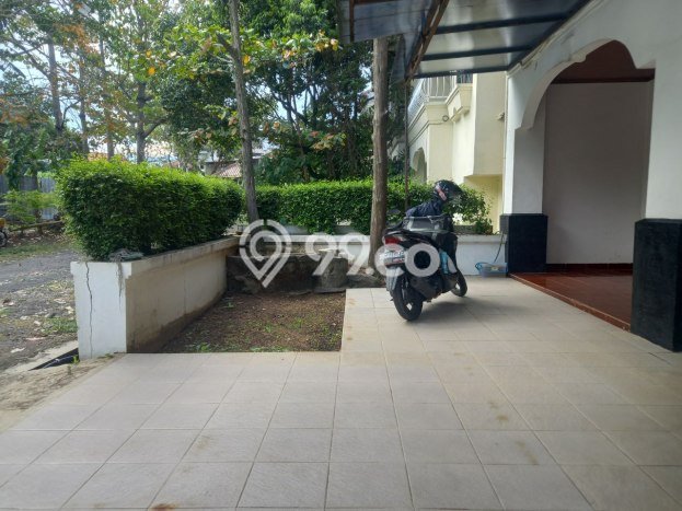 Dijual Cepat Rumah Favorit Siap Huni LB 257m2 di Arcamanik, Bandung Dijual Cepat Rumah Favorit Siap Huni LB 257m2 di Arcamanik, Bandung