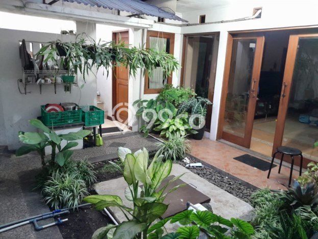 GOOD DEAL! Rumah Strategis area Burangrang, Luas 427m² Bangunan 350m² GOOD DEAL! Rumah Strategis area Burangrang, Luas 427m² Bangunan 350m²