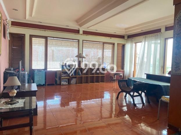 Rumah Elit Modern Tanpa Renovasi di Sayap Dago Bandung Rumah Elit Modern Tanpa Renovasi di Sayap Dago Bandung