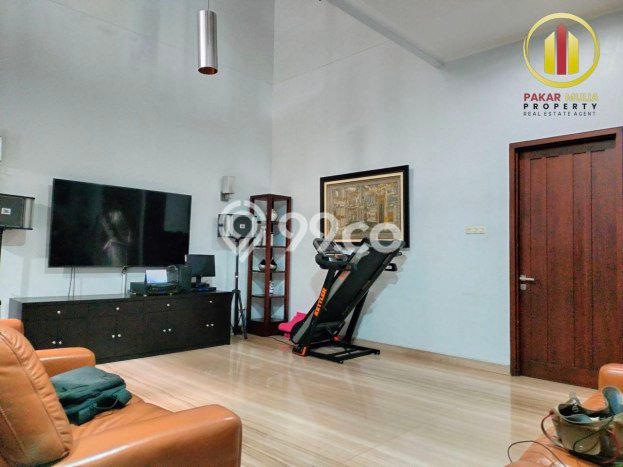 Rumah Eksklusif Siap Huni LT 315m2 di Batununggal, Bandung Rumah Eksklusif Siap Huni LT 315m2 di Batununggal, Bandung