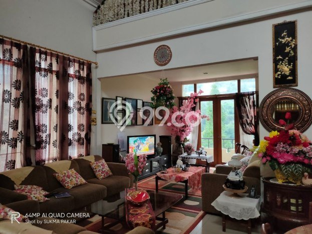 BEST DEAL! Rumah Siap Huni di Dago, LT 354m² Bangunan 300m² BEST DEAL! Rumah Siap Huni di Dago, LT 354m² Bangunan 300m²