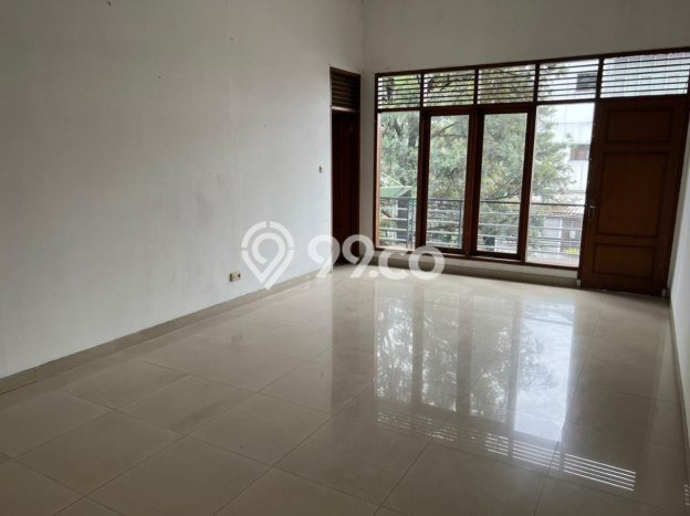 DIJUAL CEPAT! Rumah Asri di Mekar Wangi, Bandung, Luas 198m² Bangunan 180m² BISA KPR! DIJUAL CEPAT! Rumah Asri di Mekar Wangi, Bandung, Luas 198m² Bangunan 180m² BISA KPR!