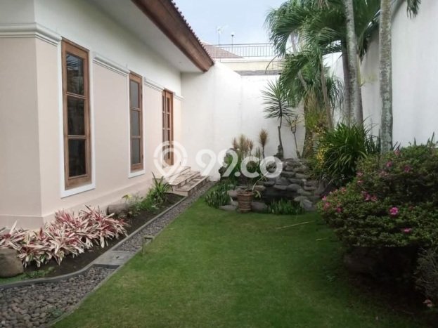 HARGA SPESIAL! Rumah Modern di Dago, Bandung, Luas 4015m² LB 1200m² Bisa Nego! HARGA SPESIAL! Rumah Modern di Dago, Bandung, Luas 4015m² LB 1200m² Bisa Nego!