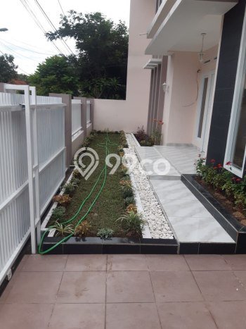 INVESTASI TEPAT! Rumah di Turangga, Luas 160m² Bangunan 250m² INVESTASI TEPAT! Rumah di Turangga, Luas 160m² Bangunan 250m²