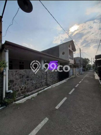 Rumah Asri di Rancasari, Bandung, Luas 100m2m² Bangunan 75m2m² Rumah Asri di Rancasari, Bandung, Luas 100m2m² Bangunan 75m2m²