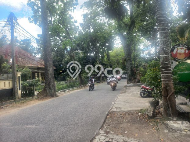 Rumah Strategis dengan 6 Kamar Tidur dan 3 Kamar Mandi di Area Cipaganti, Bandung Rumah Strategis dengan 6 Kamar Tidur dan 3 Kamar Mandi di Area Cipaganti, Bandung