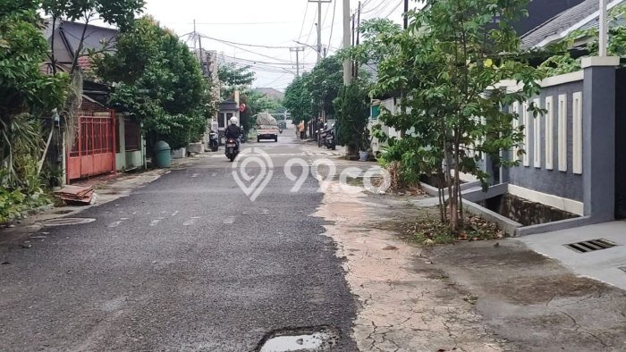 TANAH POTENSIAL! Tanah Kawasan Arcamanik, Luas 141m², Pinggir Jalan Utama TANAH POTENSIAL! Tanah Kawasan Arcamanik, Luas 141m², Pinggir Jalan Utama