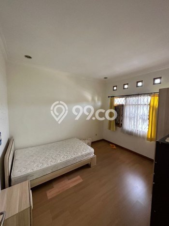 Rumah Elit Modern Tanpa Renovasi di Riau Bandung Rumah Elit Modern Tanpa Renovasi di Riau Bandung