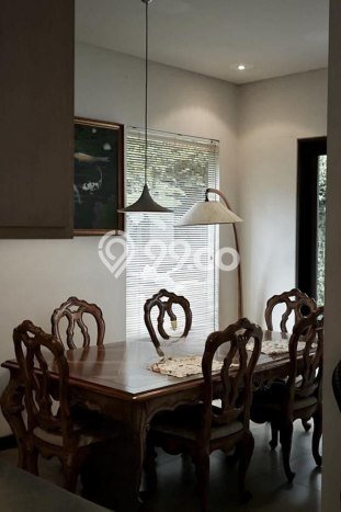 For Sale! Luxury House LT 302m2 Desain Elegan di Setiabudi For Sale! Luxury House LT 302m2 Desain Elegan di Setiabudi