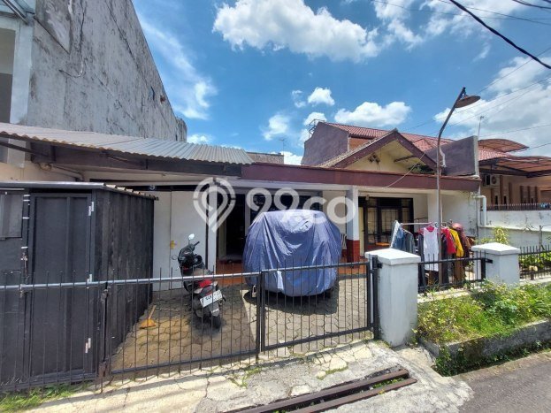 Dijual Rumah Mewah Elegan Dengan View Eksklusif di Burangrang, Bandung Dijual Rumah Mewah Elegan Dengan View Eksklusif di Burangrang, Bandung